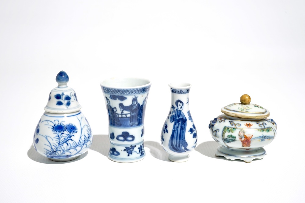 Four Chinese blue and white and famille verte miniature vases, Kangxi and later