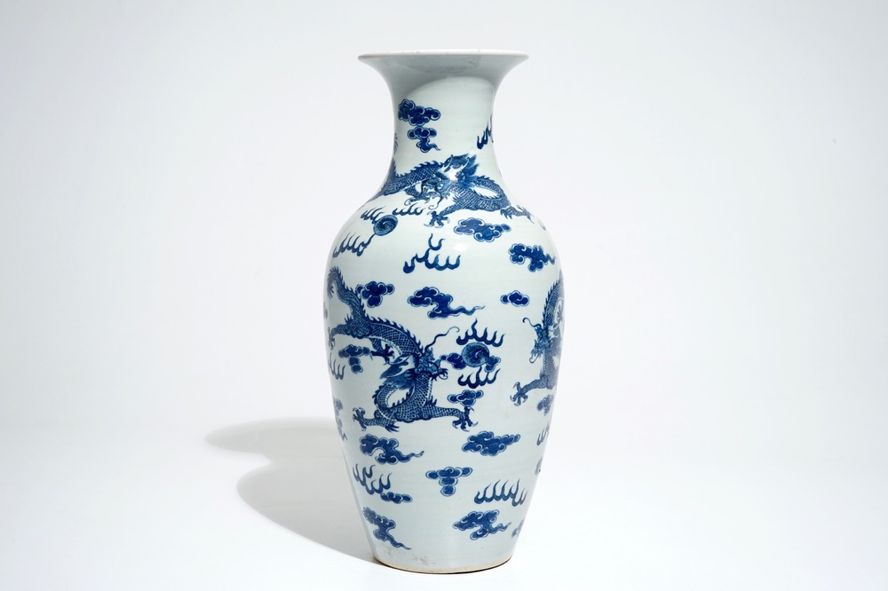 A Chinese blue and white "dragons" vase, 19th C.