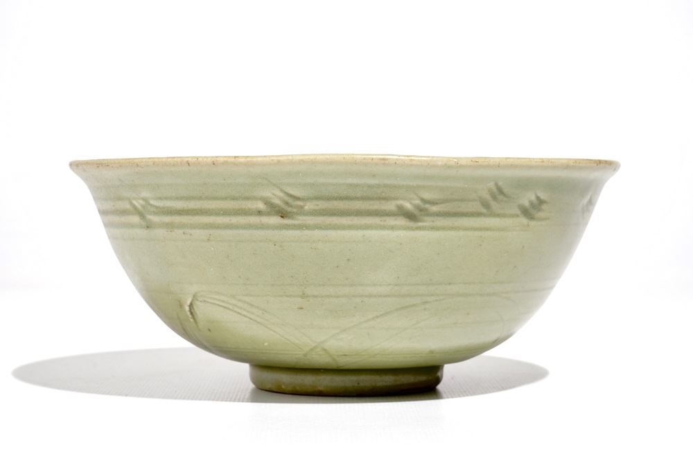 A Chinese Longquan celadon bowl with incised design, Ming