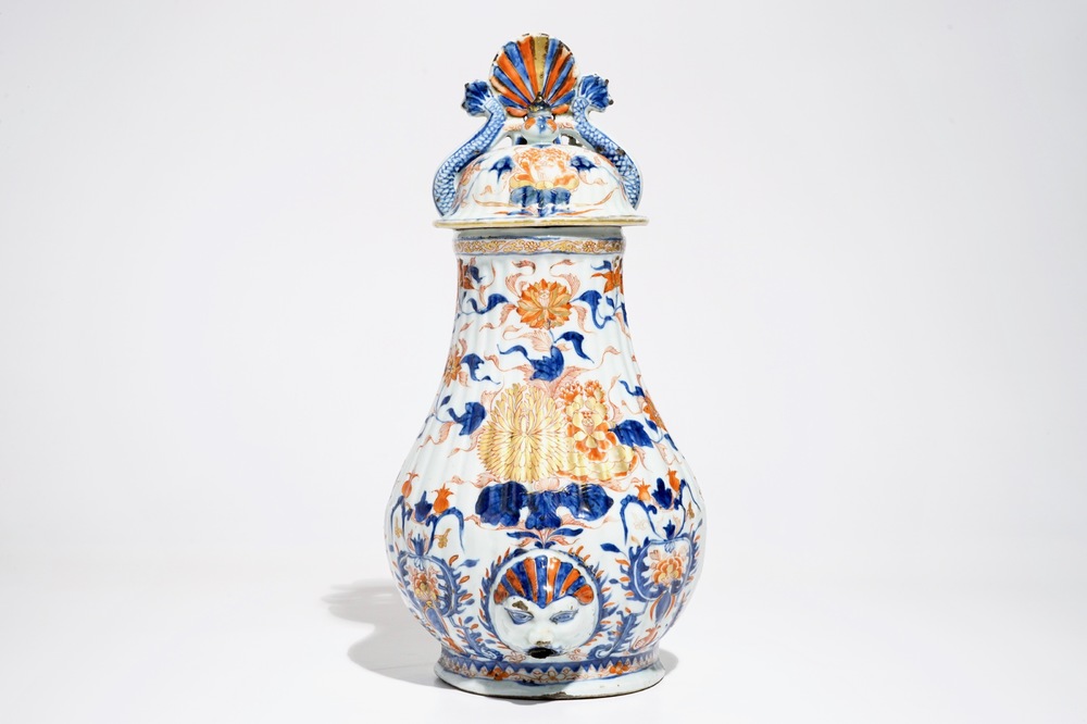 A Chinese Imari style wall fountain and cover, Kangxi