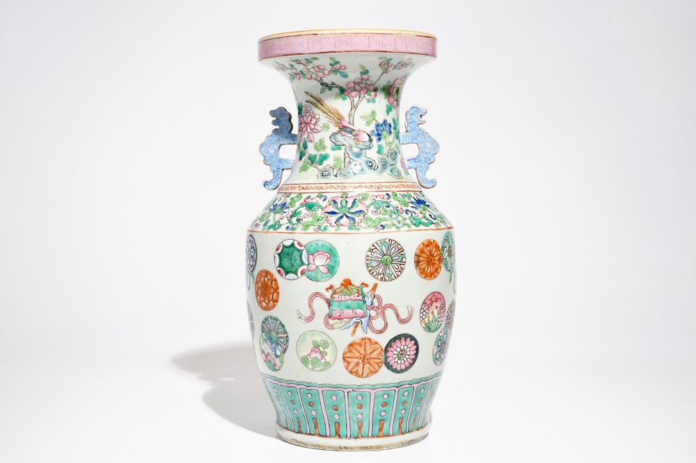 A Chinese famille rose vase, 19th C.
