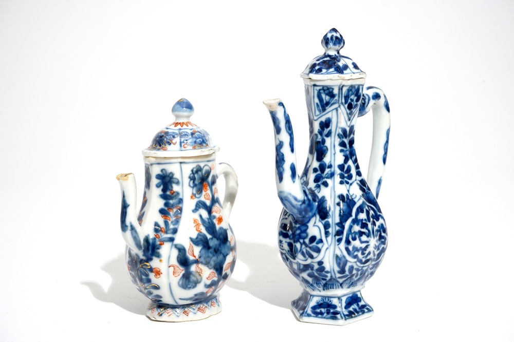 A Chinese blue and white covered jug and an Imari style covered jug, Kangxi