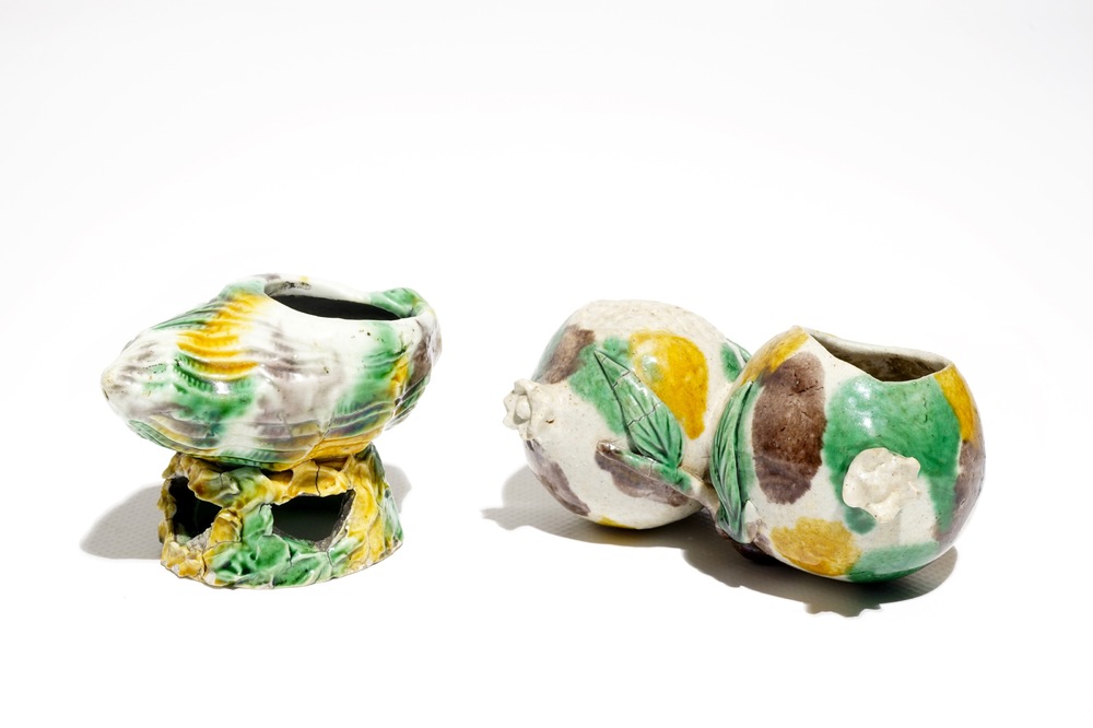Two Chinese verte biscuit brushwashers, Kangxi
