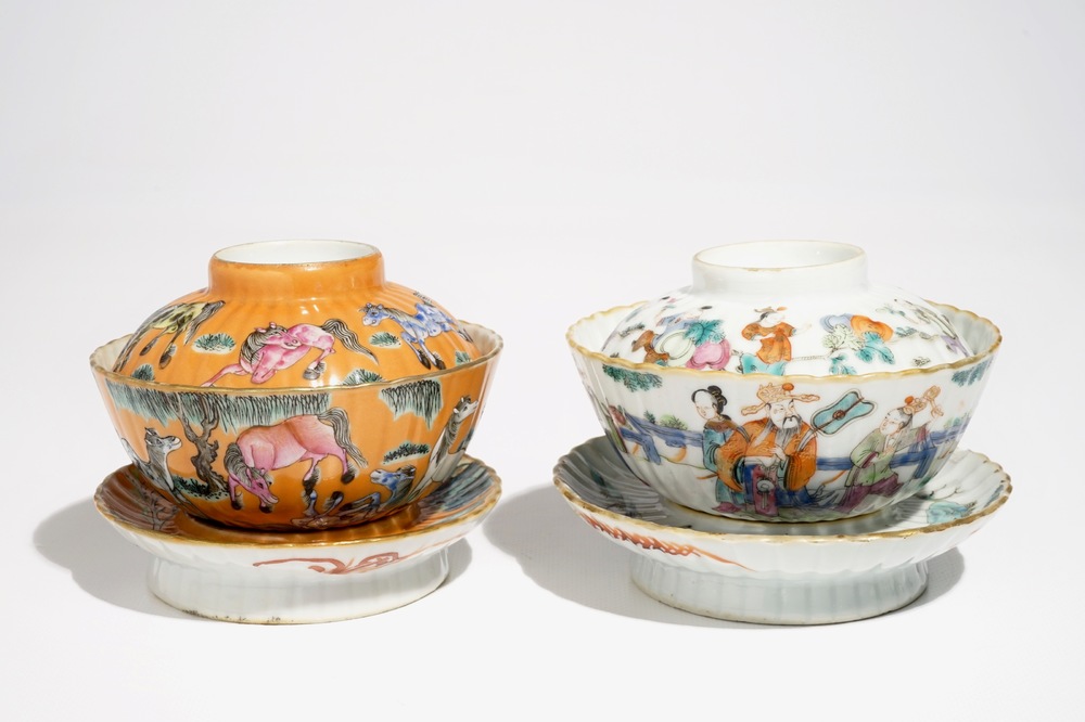 Two Chinese famille rose covered bowls on stands, 19e eeuw