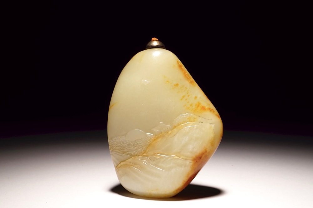 Une tabati&egrave;re en jade brune &agrave; d&eacute;cor d'un paysage, Chine, 19&egrave;me