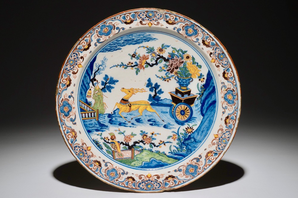 A fine Dutch Delft polychrome chinoiserie dish, 1st half 18th C.