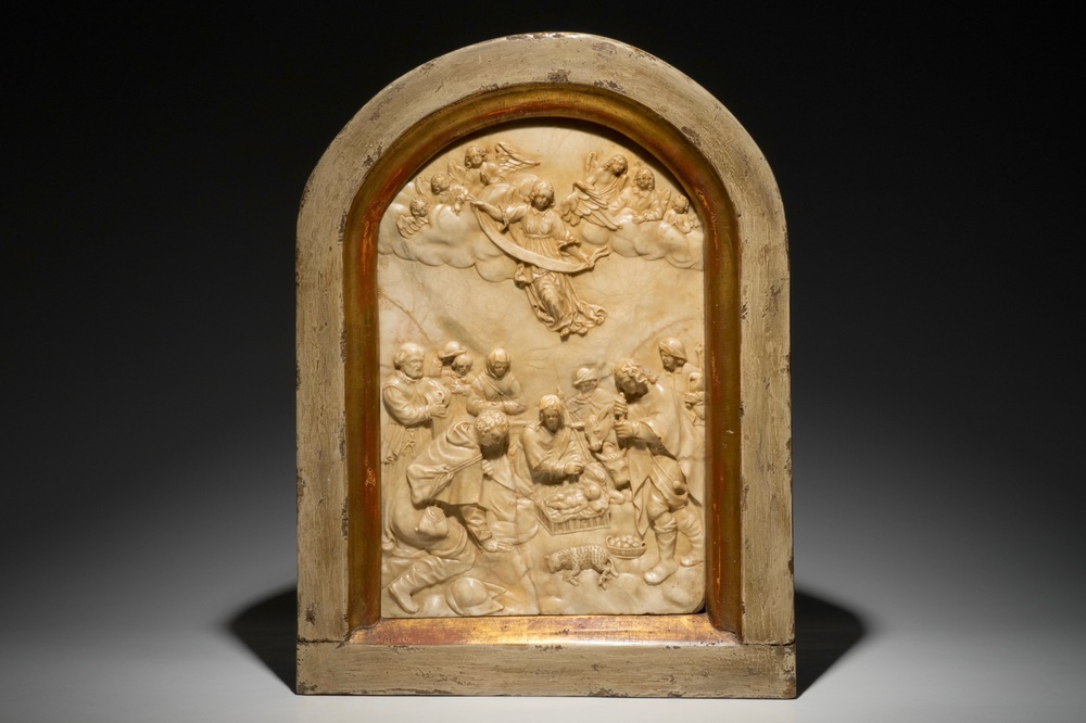 Een groot albasten reli&euml;f met decor "De aanbidding van de herders", monogram IB, mog. Mechelen, 17e eeuw