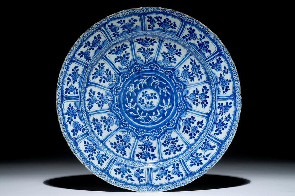 A Chinese blue and white charger with floral design, Kangxi