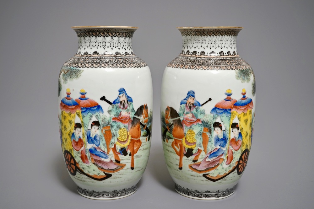 A pair of fine Chinese famille rose eggshell vases, Republic, 20th C.