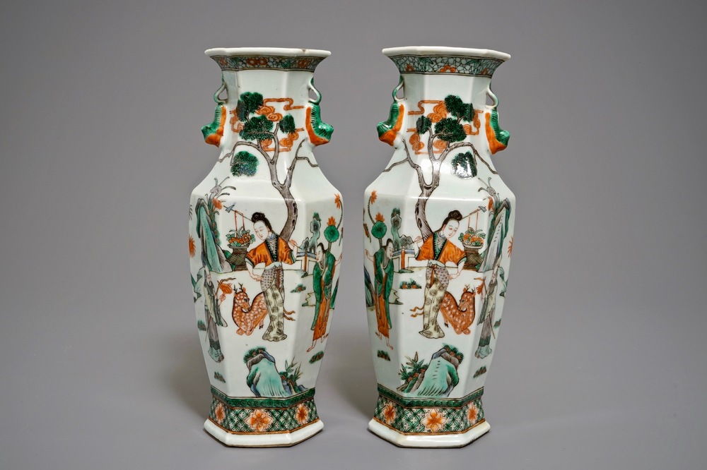 A pair of Chinese hexagonal famille verte vases with design of the immortal Magu, 19th C.