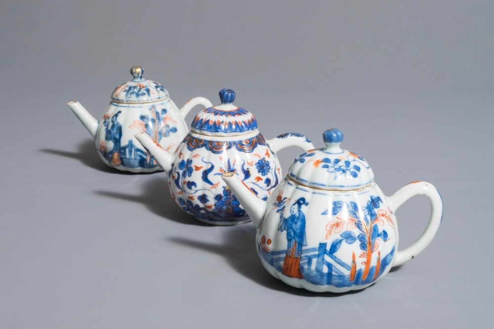 Three Chinese Imari-style teapots and covers, Kangxi