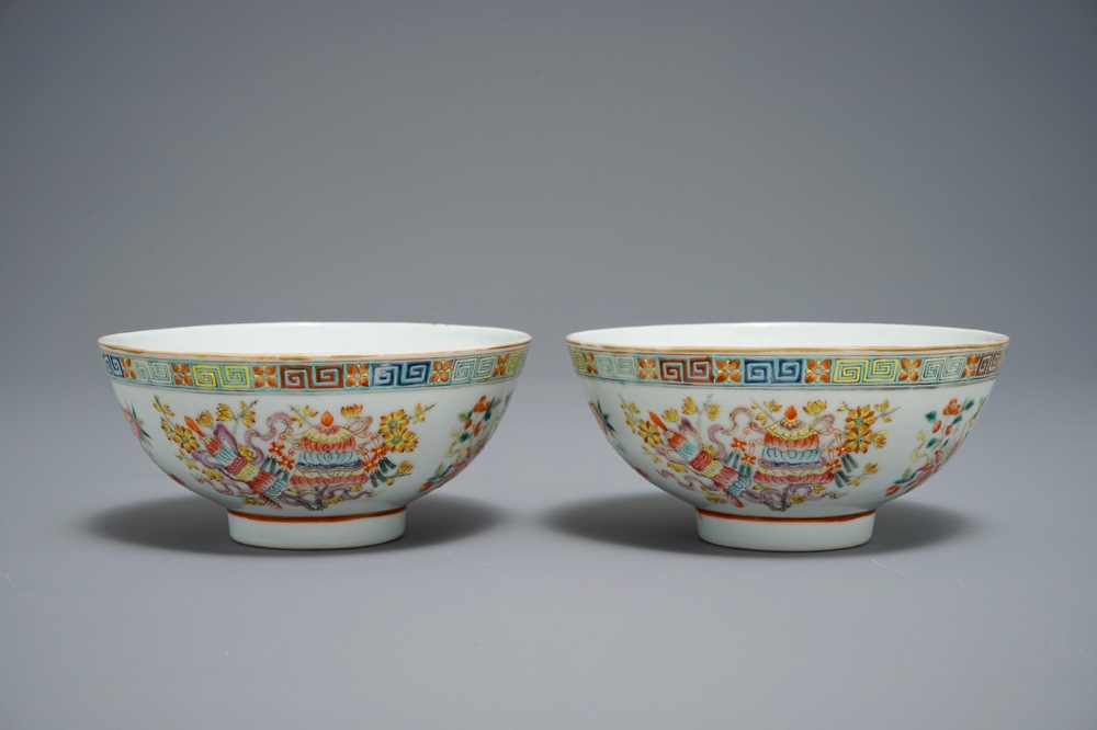 A pair of Chinese famille rose bowls with taoist symbols, Guangxu mark, 19/20th C.