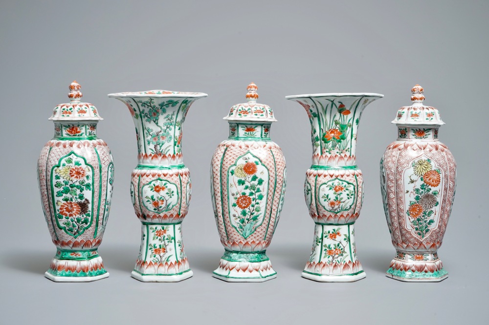 A Chinese famille verte five-piece garniture with floral design , Kangxi