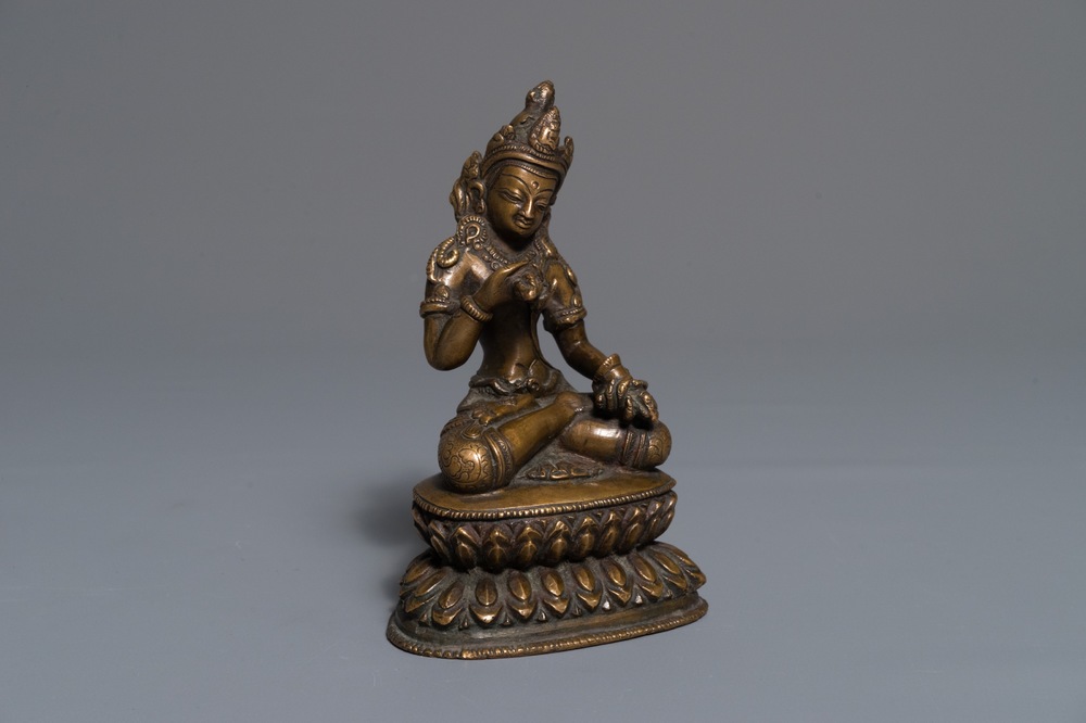 Een Chinese bronzen Boeddha Vajrasattva, 19e eeuw