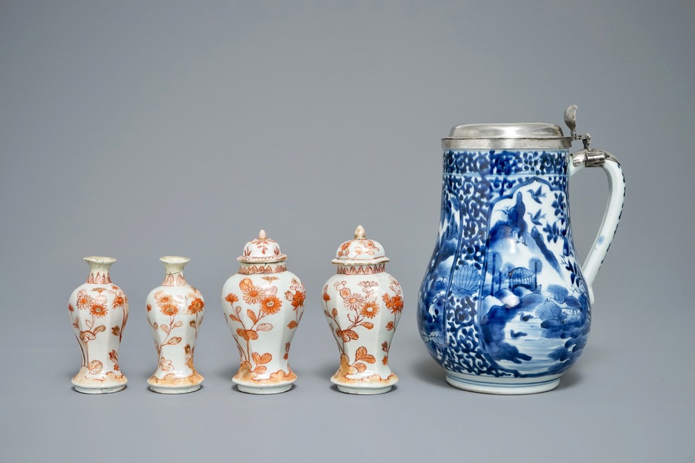 A Japanese blue and white silver-mounted Arita tankard and a miniature garniture, Edo, 17/18th C.