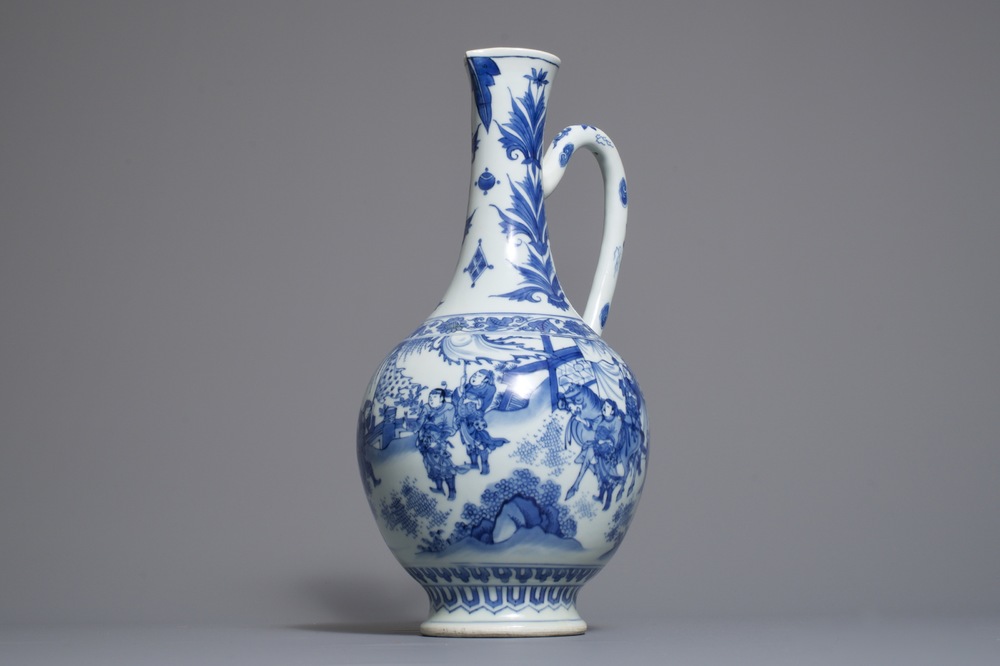 Een Chinese blauwwitte kan met figuratief decor rondom, Transitie periode