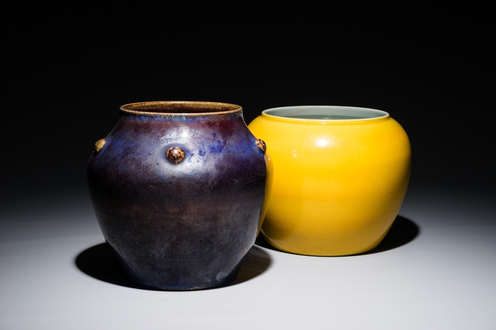 Two Chinese monochrome eggplant- and yellow-glazed jars, 19/20th C