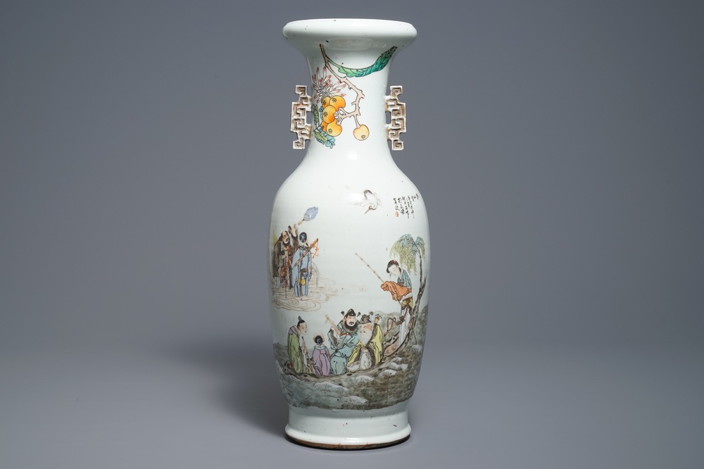 A Chinese qianjiang cai 'immortals' vase, 19/20th C.