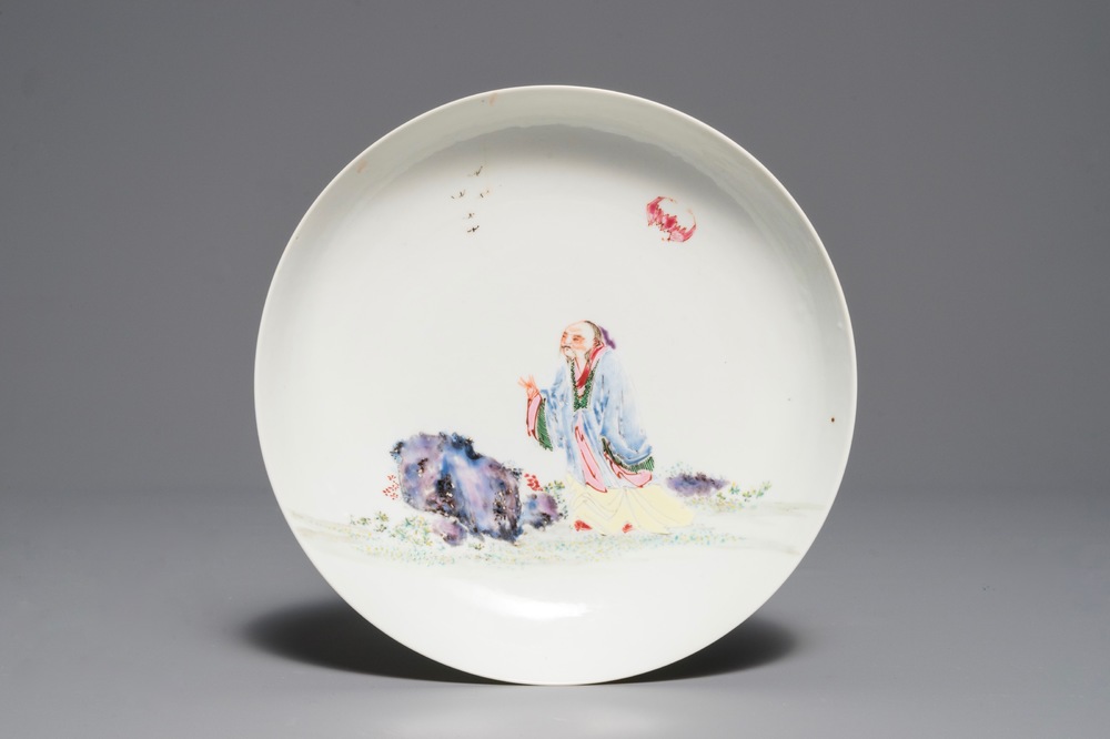 Une coupe en porcelaine de Chine coquille d'oeuf &agrave; d&eacute;cor d'un sage, Yongzheng
