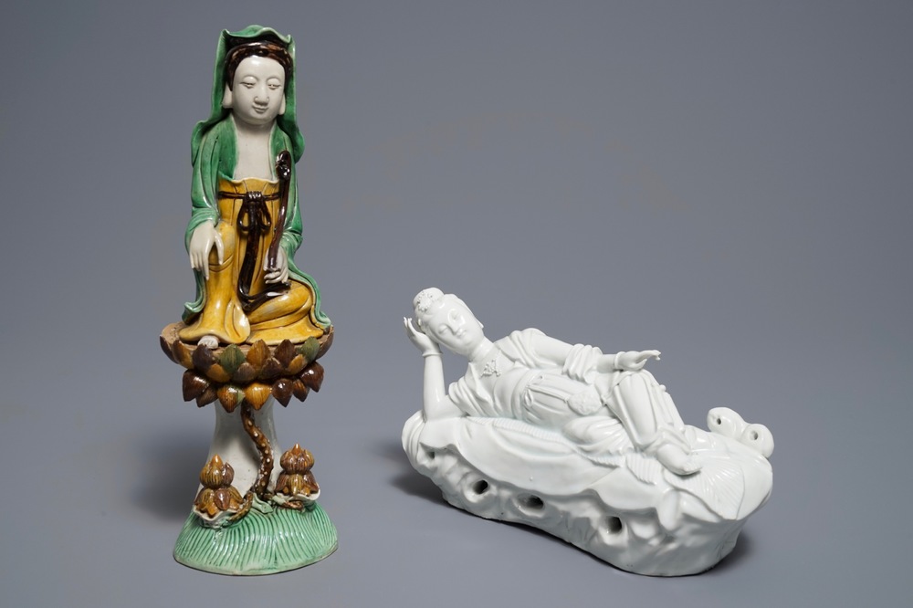 Two Chinese verte bisquit and blanc de Chine figures of Guanyin, 18/19th C.