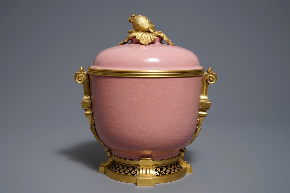 A gilt bronze-mounted monochrome pink bowl and cover, Samson, Paris, 19th C.