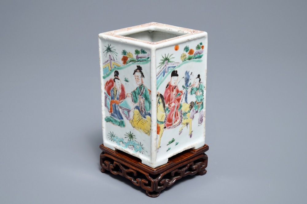 A square Chinese famille rose brush pot on wooden stand, Yongzheng/Qianlong