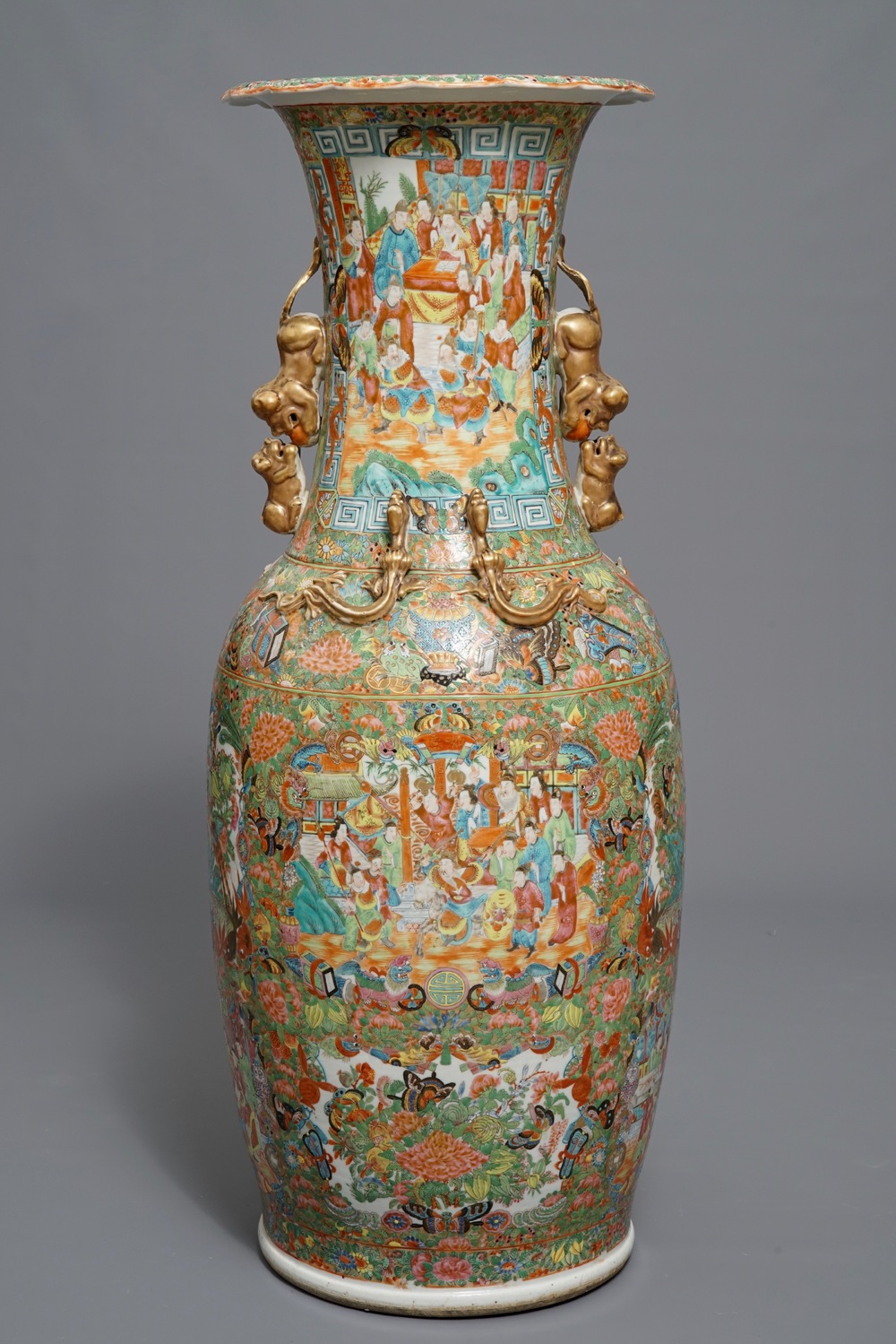 A large Chinese Canton famille rose vase, 19th C.