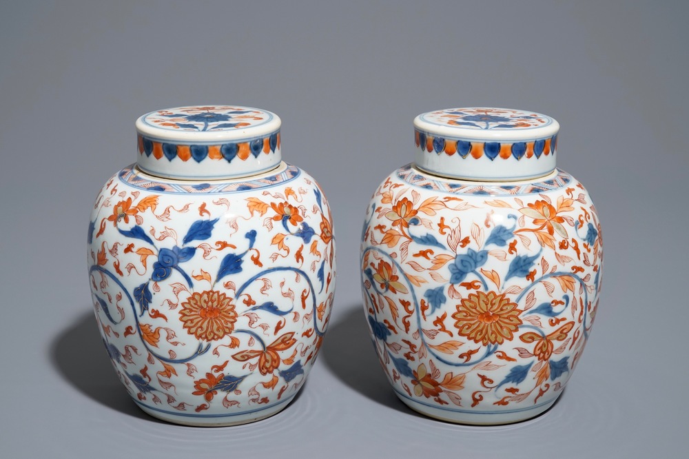 A pair of Chinese Imari style ginger jars and covers, Kangxi