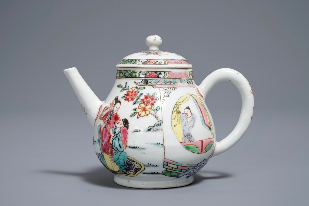 Une th&eacute;i&egrave;re couverte en porcelaine de Chine famille rose, Yongzheng