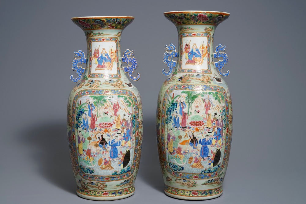 A pair of Chinese Canton famille rose 'Doumu' vases, 19th C.