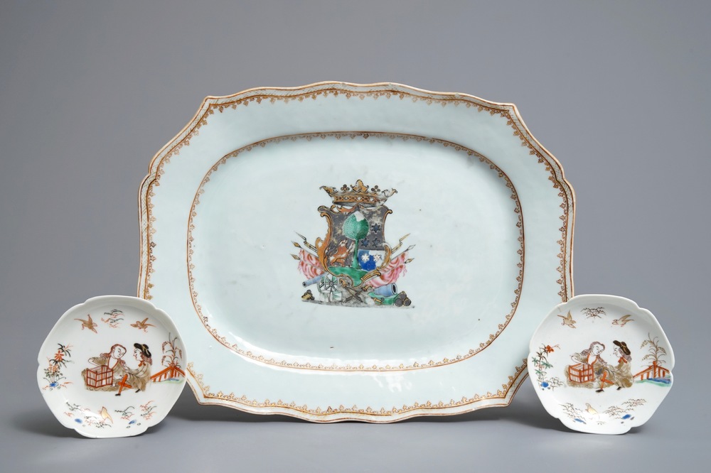 Een Chinese famille rose wapenschotel en twee eierschalen schoteltjes naar Cornelis Pronk, Yongzheng/Qianlong