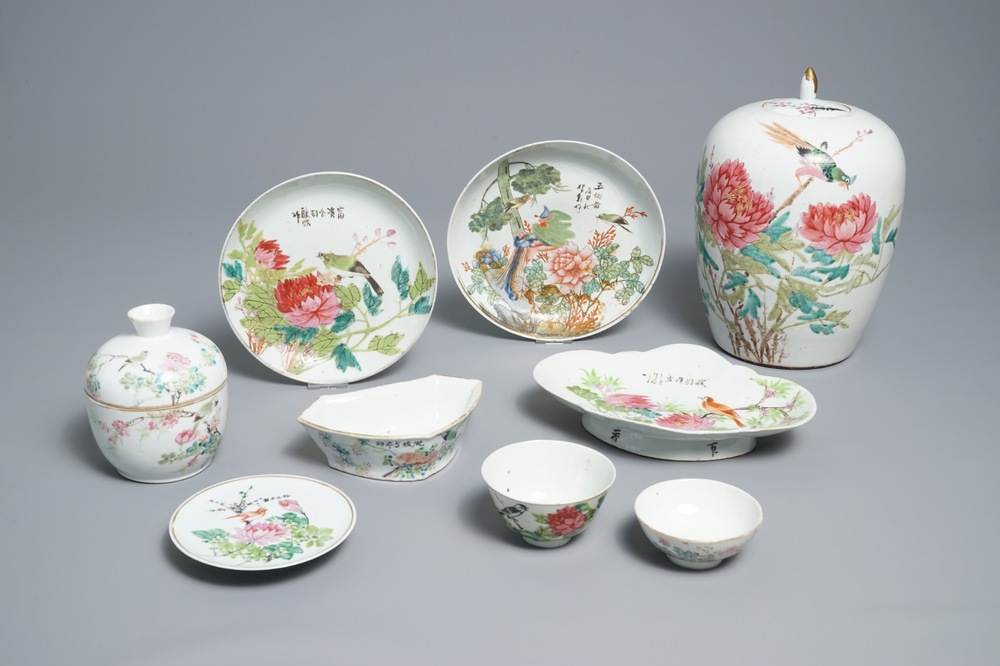Neuf pi&egrave;ces en porcelaine de Chine qianjiang cai, 19/20&egrave;me