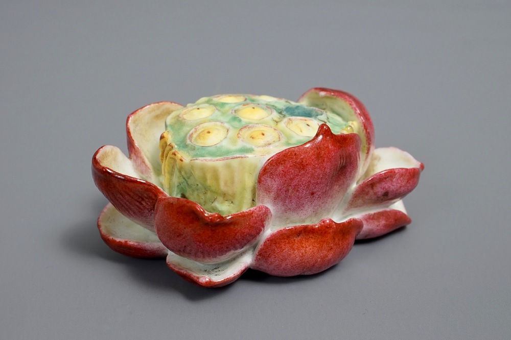 A Chinese famille rose lotus flower-shaped incense holder, 20th C.