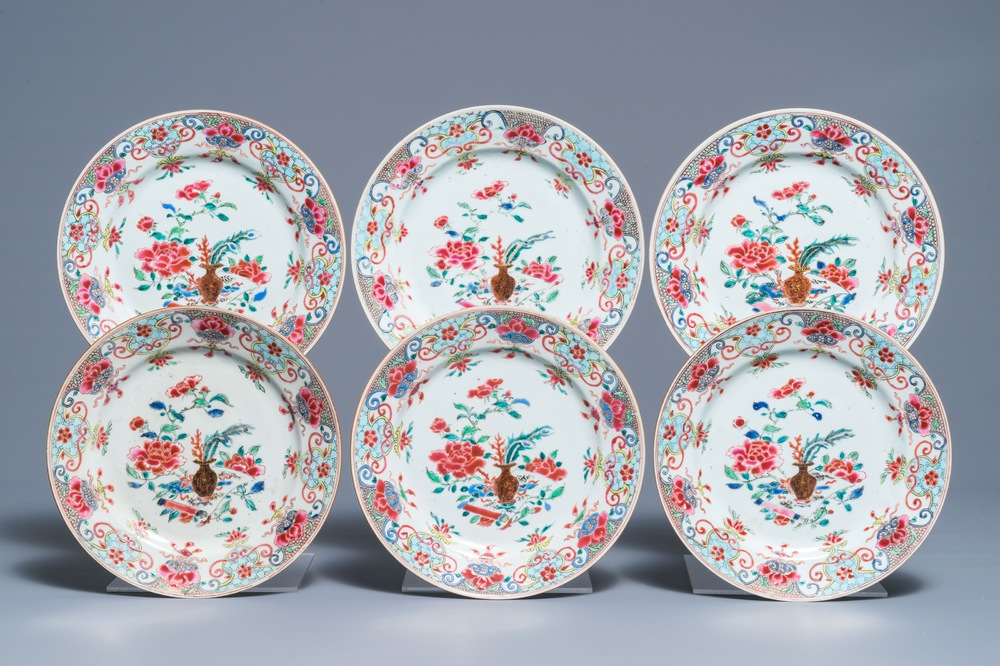 Six assiettes en porcelaine de Chine famille rose, Qianlong
