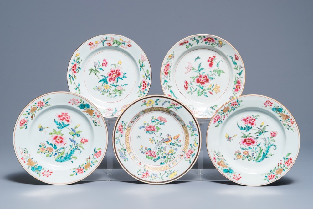 Five Chinese famille rose plates, Yongzheng/Qianlong