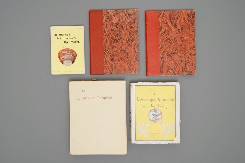 Cinq oeuvres sur les porcelaines de Chine, incl. Grandidier (1894) et van Goidsenhoven (1936)