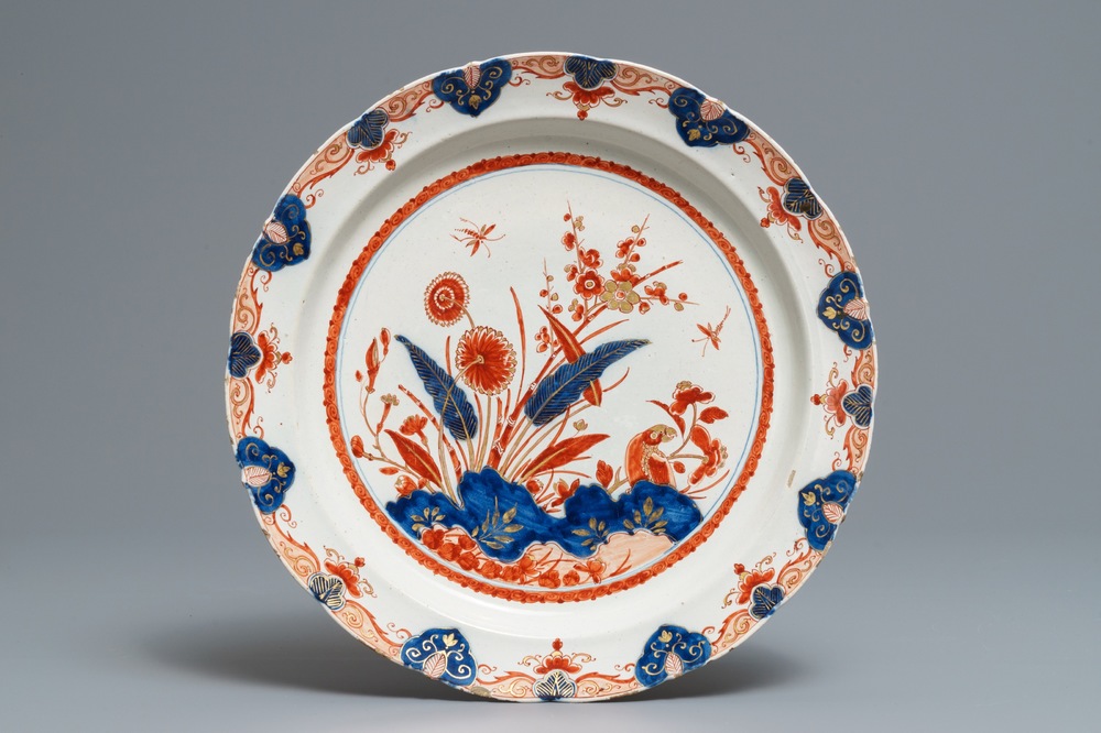 A Dutch Delft dor&eacute; dish with floral design, 18th C.