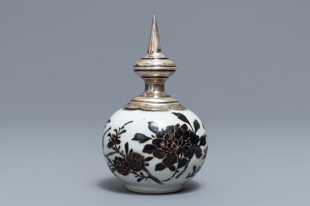 A Chinese iron red and overglaze black silver-mounted vase, 19th C.
