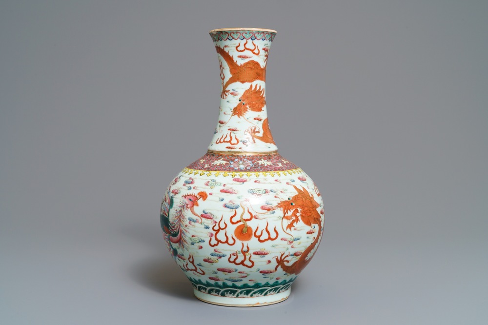 A Chinese famille rose tianqiu ping 'dragon and phoenix' vase, Guangxu