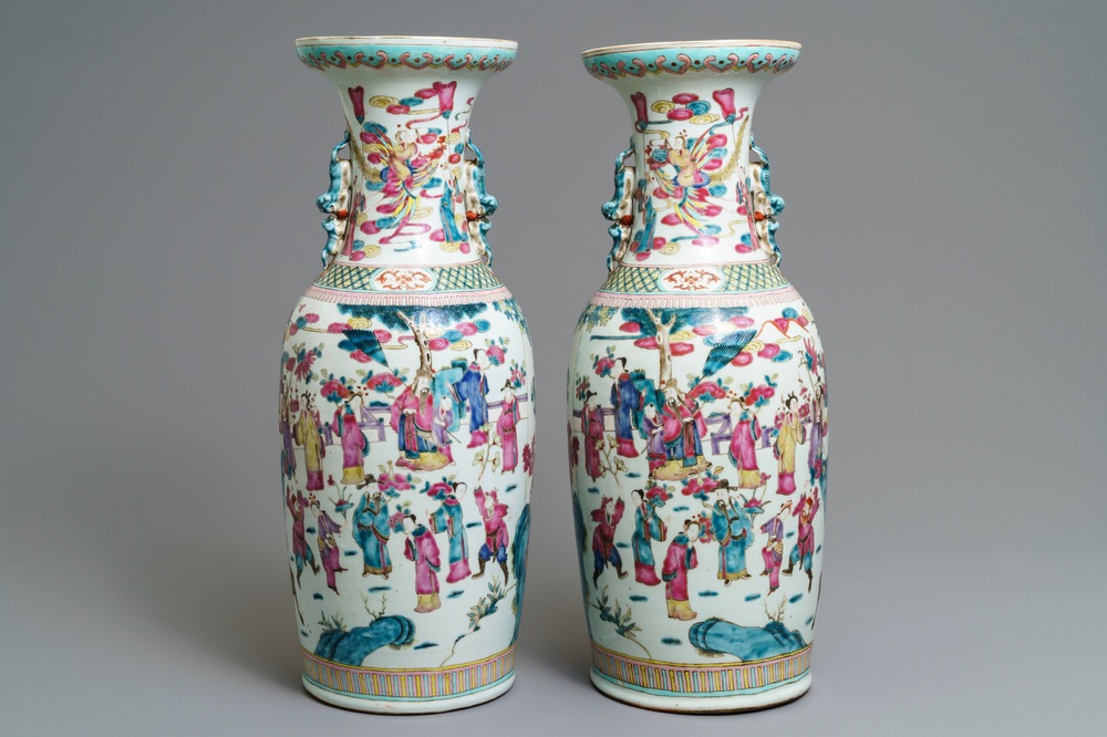 A pair of Chinese famille rose 'immortals' vases, 19th C.