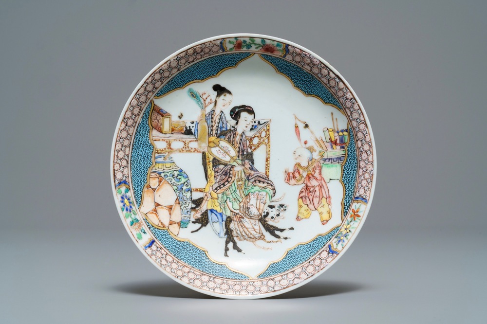 A fine small Chinese famille rose eggshell plate, Yongzheng