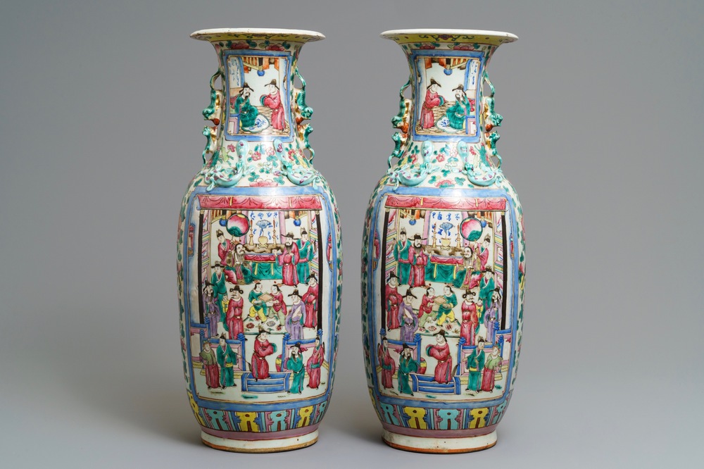 A pair of Chinese famille rose vases, 19th C.