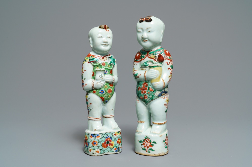 Two Chinese famille verte models of Hoho boys, Kangxi