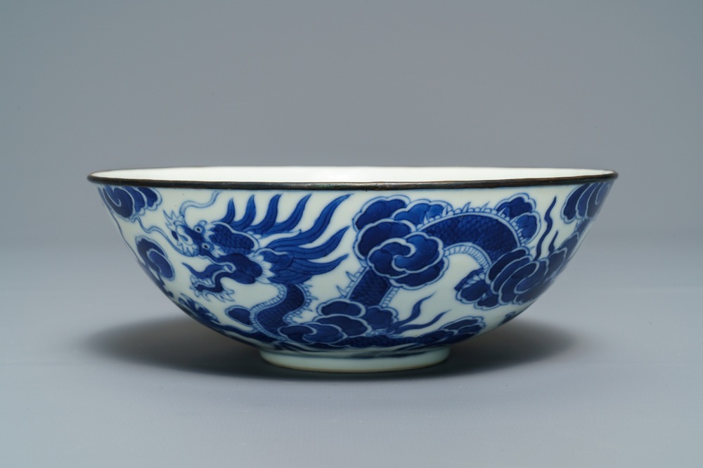 A Chinese blue and white 'Bleu de Hue' Vietnamese imperial bowl, Thieu Tri mark, 19th C.