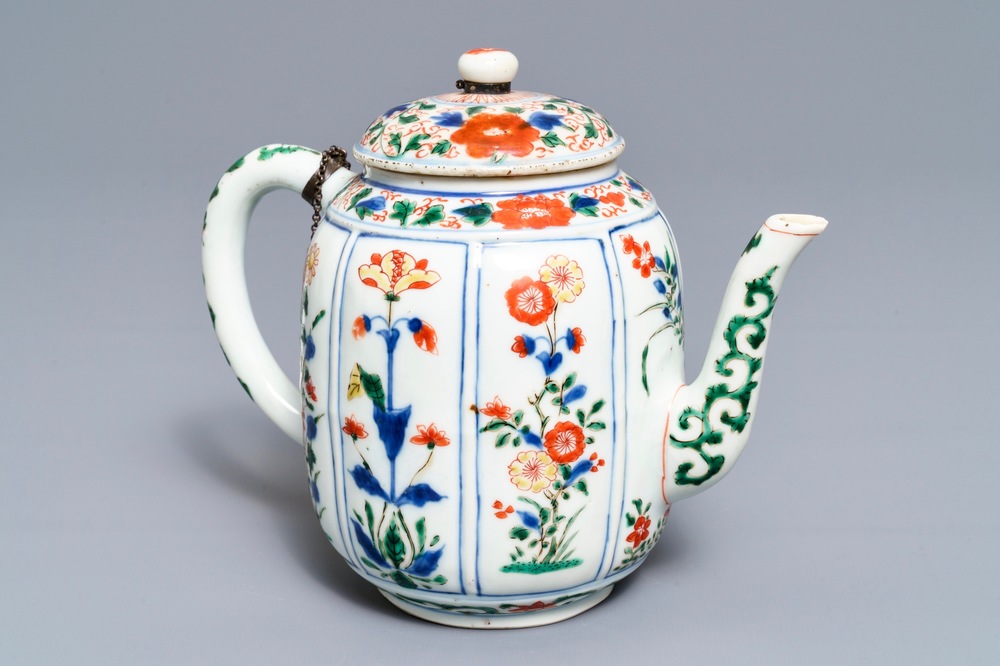 A large Chinese famille verte melon-shaped teapot and cover, Kangxi