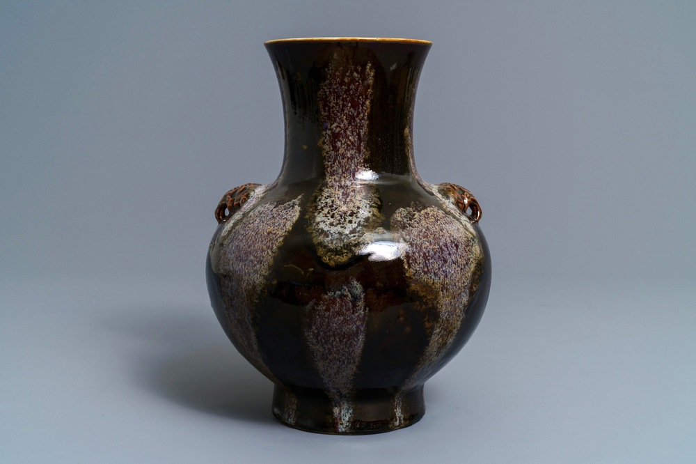 A Chinese brown flamb&eacute;-glazed hu vase, Kangxi mark, 19th C.