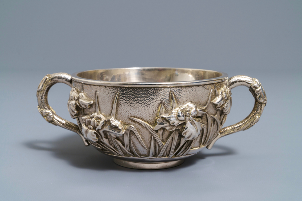 A Japanese silver relief-decorated bowl, 19th C.