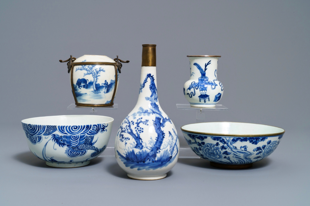 A varied collection of Chinese 'Bleu de Hue' Vietnamese market wares, 19th C.