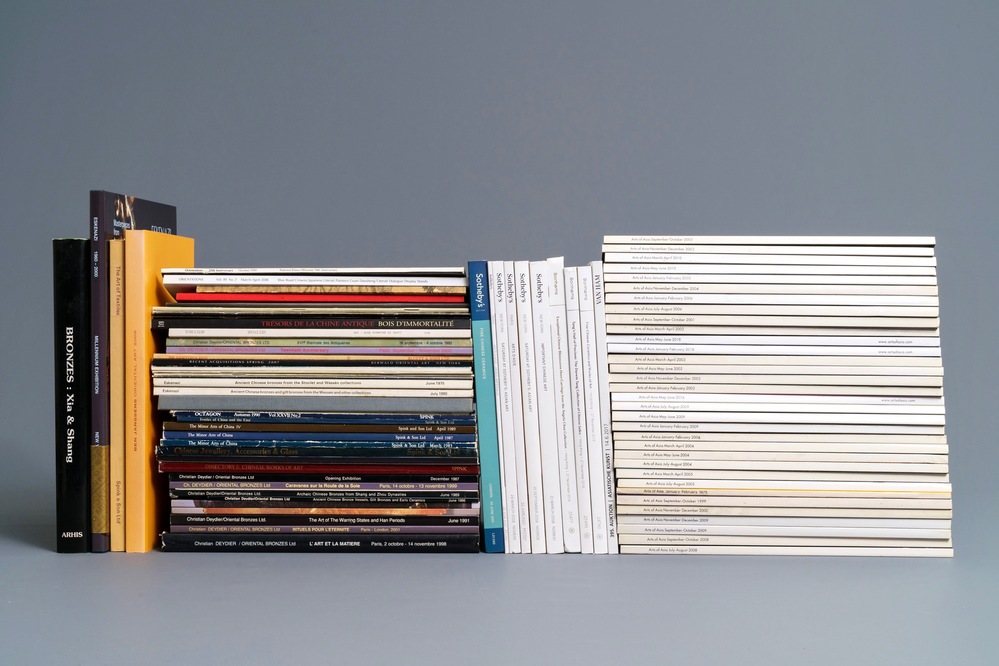 A lot of rare Chinese art catalogues: a.o. Eskenazi, Spink &amp; Son, Sotheby's and 33 Arts of Asia magazines