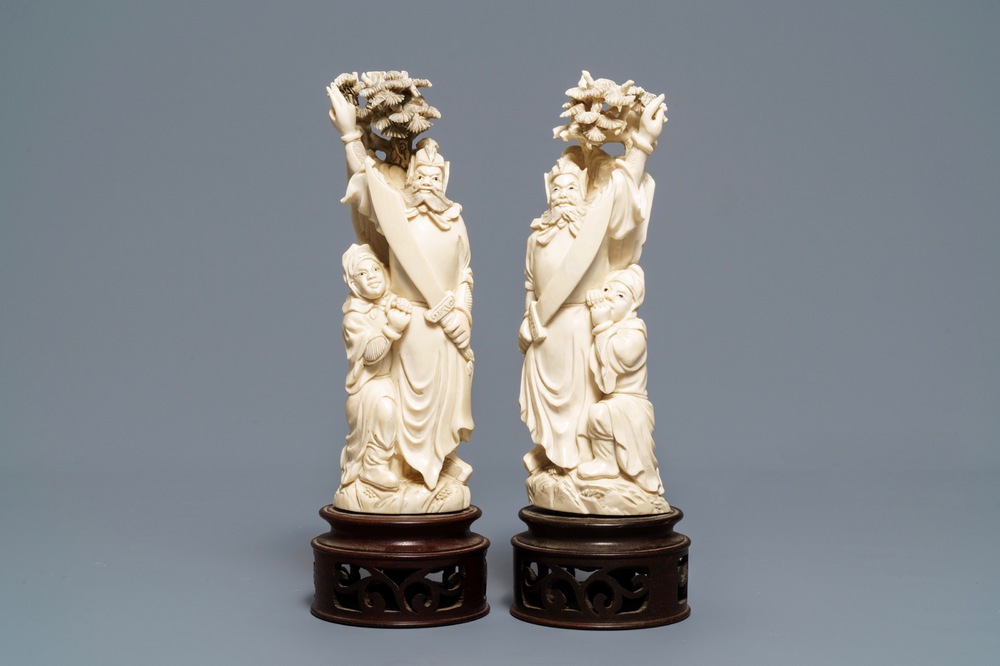 A pair of Chinese ivory figures of Zhong Kui, ca. 1920